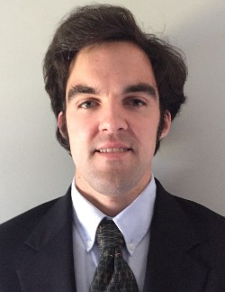 Daniel Svogun Headshot