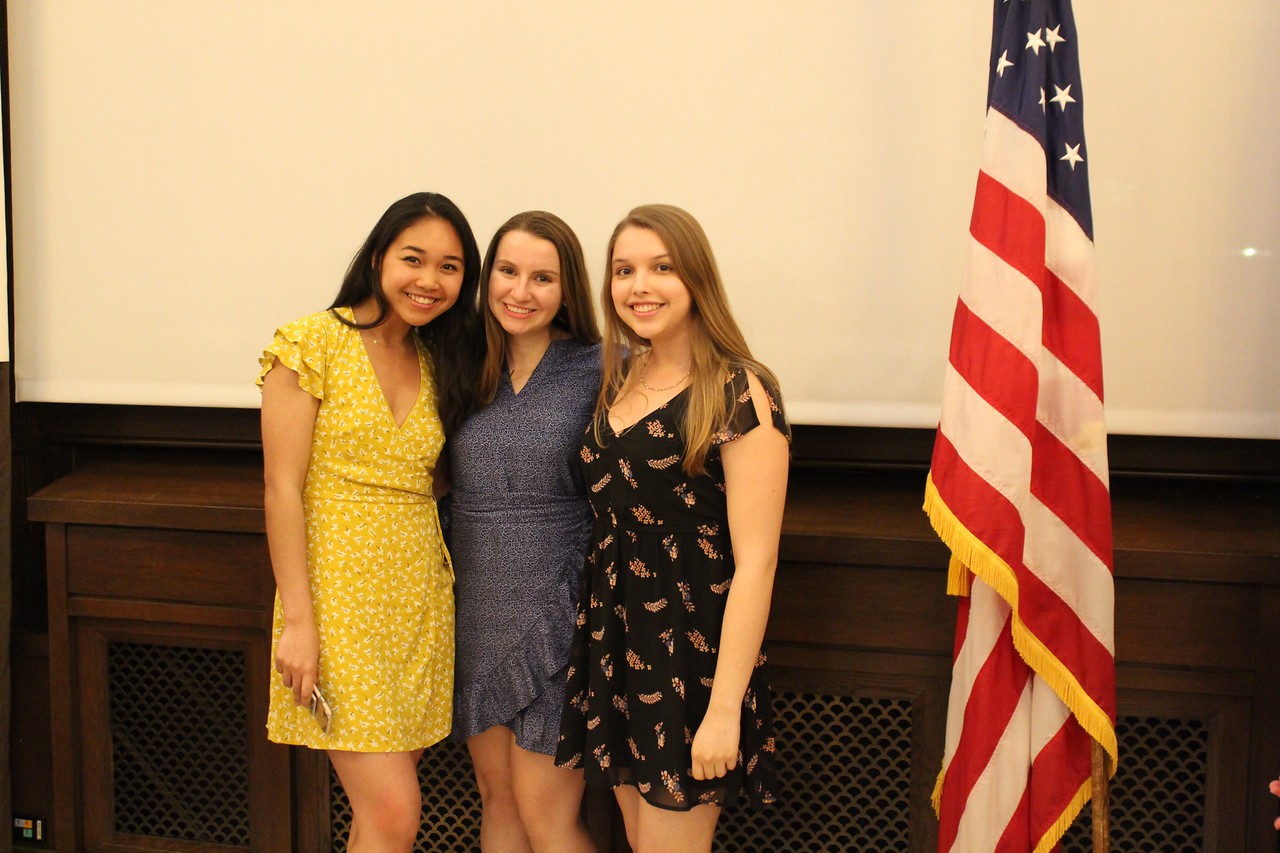 3 students at the honors dinner