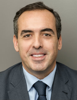Francisco  Lara  Headshot