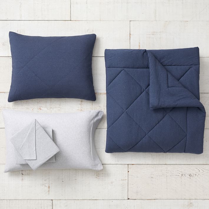 favorite-tee-comforter-bundle-set-o.jpeg