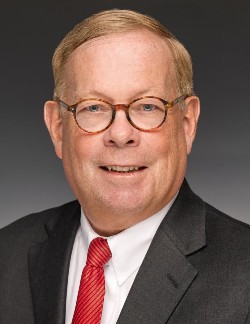 Harvey Seegers Headshot