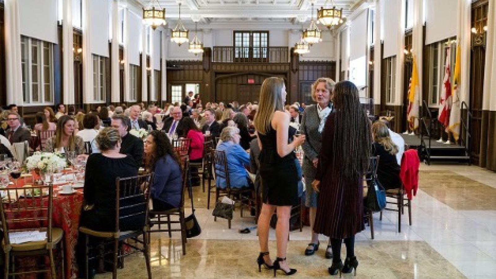 On October 28, The Busch School of Business at The Catholic University of America hosted the Christian Institutional Investors Conference (CIIC) — a day of prayer, reflection, and dialogue on how Christian principles can guide modern investment practices.