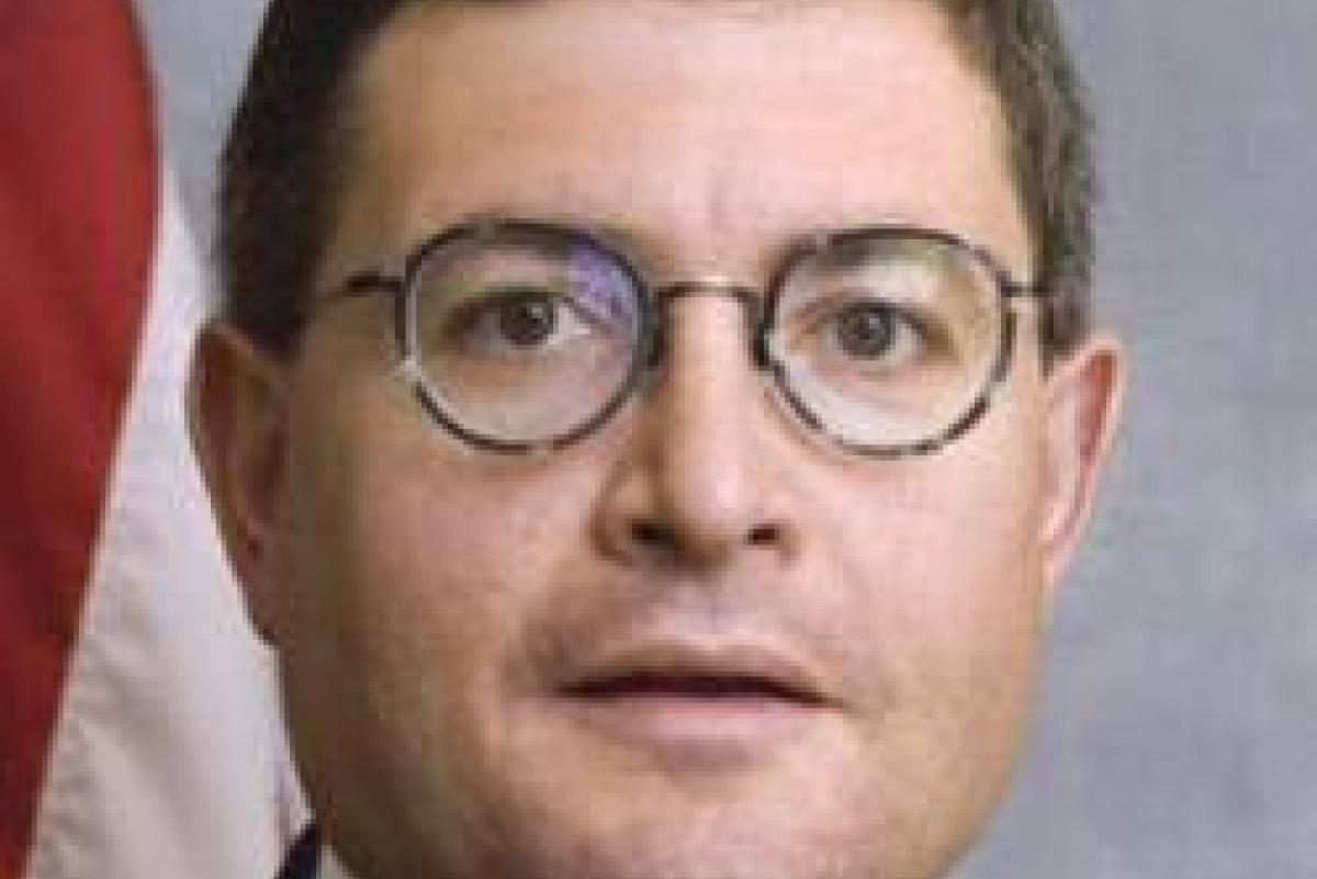 Leonard Leo headshot
