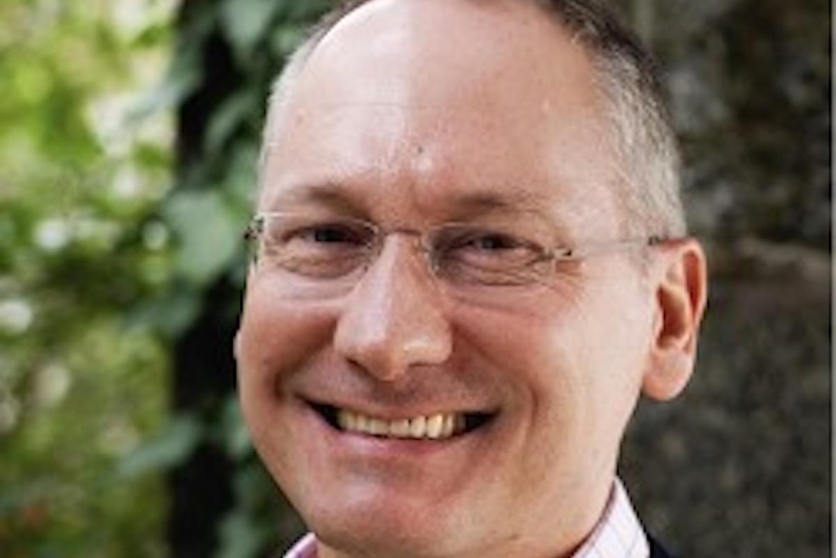 frederic sautet headshot