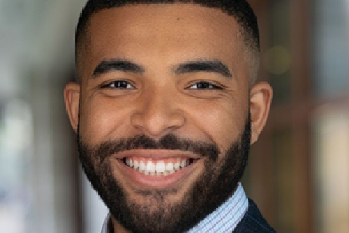 x'zayvier mills headshot