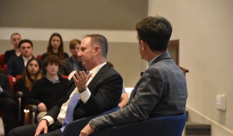 The Busch School had the privilege of hosting Pete Florenza, Global Head of Equities at Jefferies and a distinguished member of The Board of Visitors. He inspired students with fascinating stories from his career and gave unique advice about decision-making and success. 