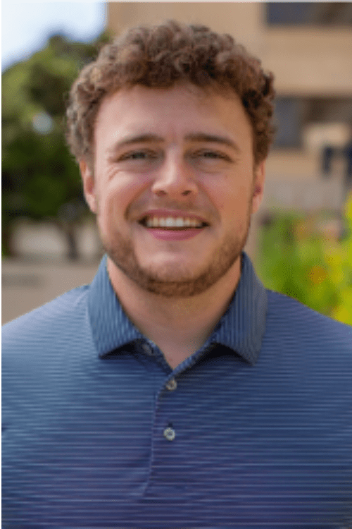 dan curtin headshot
