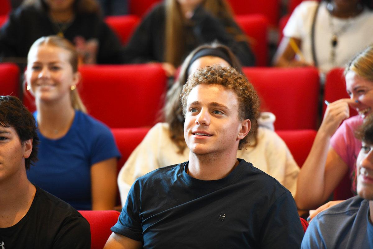 Single student for personalized tour.